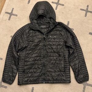 Cotopaxi Men's Capa Insulated Hooded Jacket in charcoal